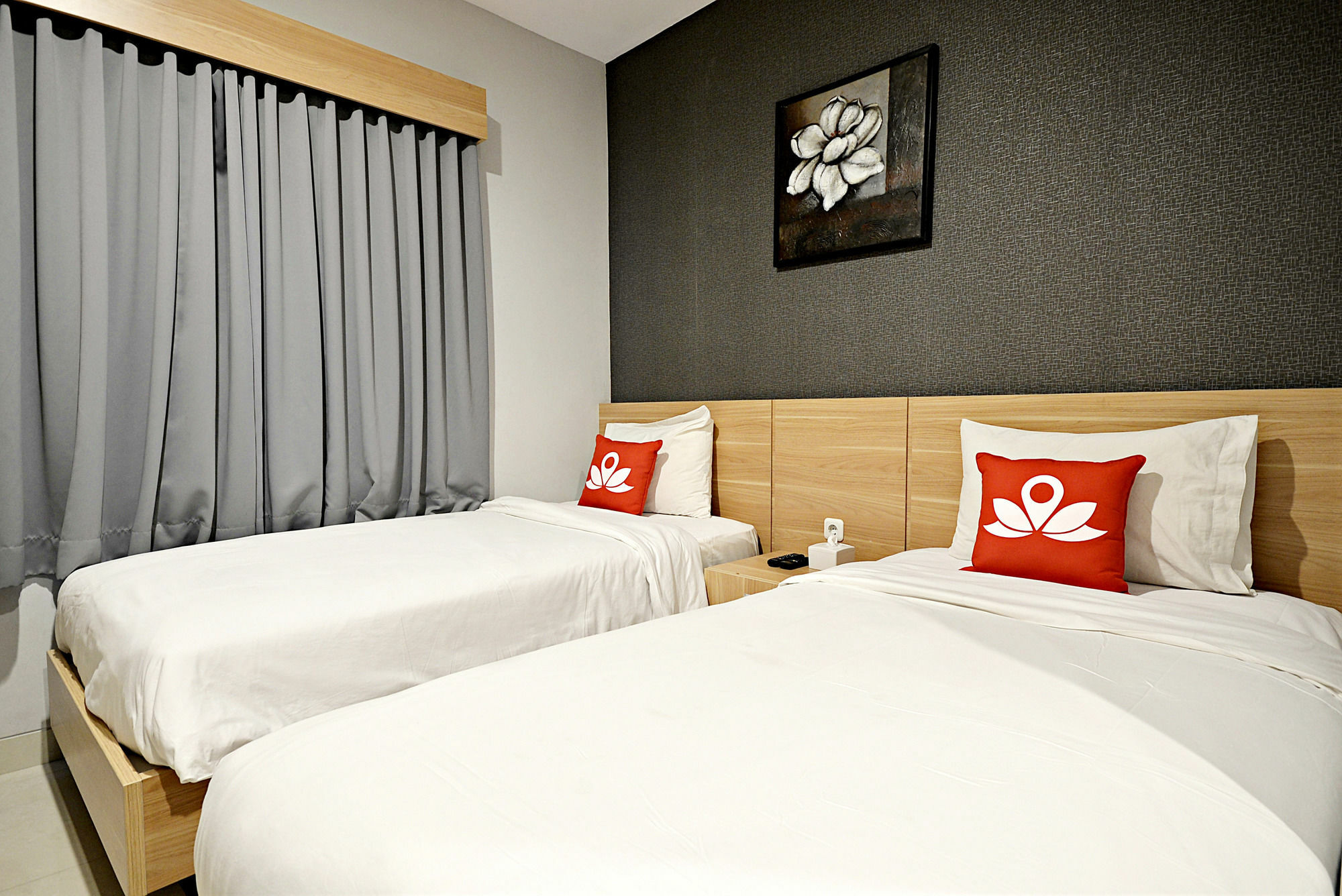 Zen Rooms Cipete Safin Inn Cilandak  Экстерьер фото